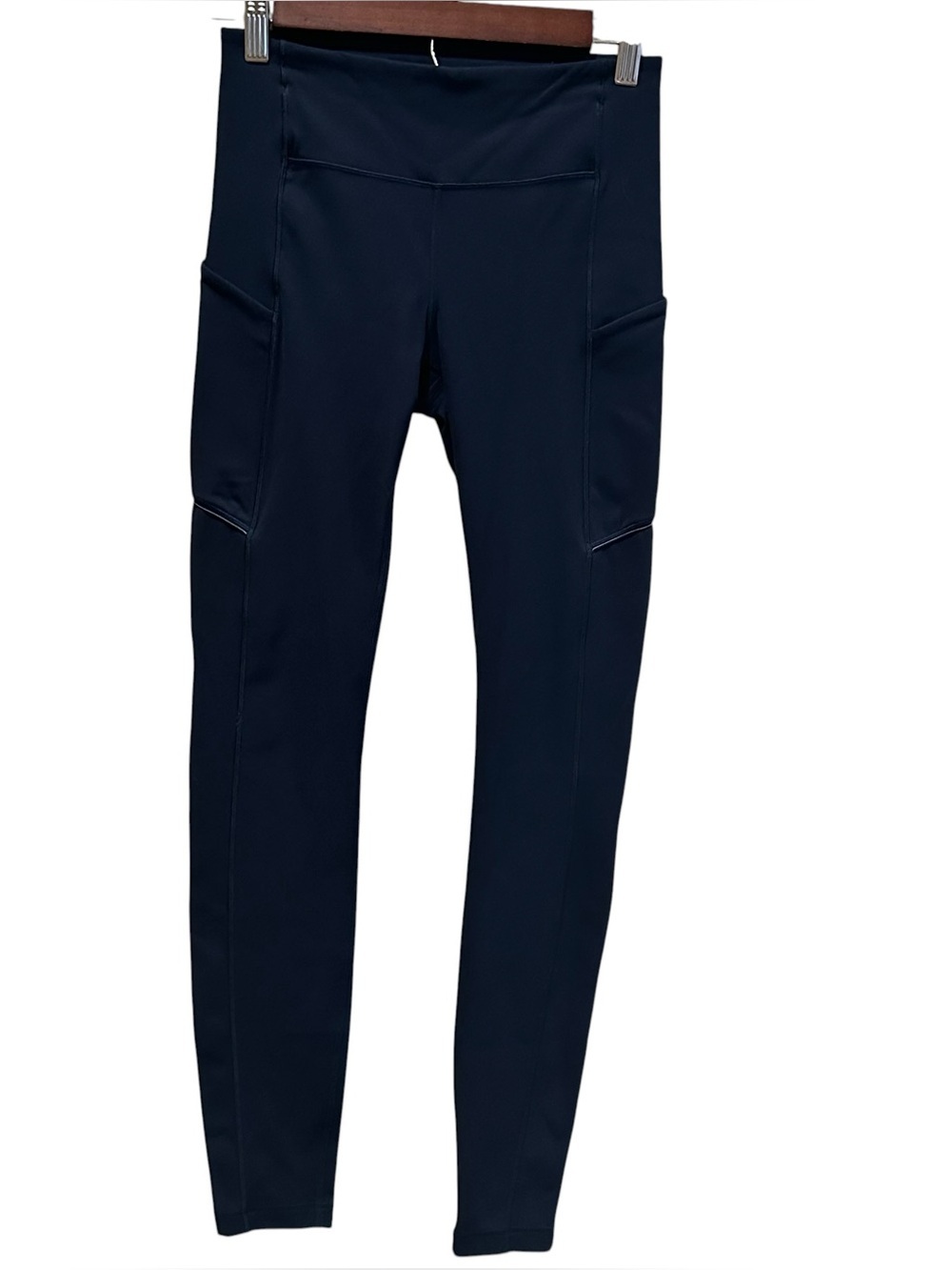 Lululemon Speed Up Tight *Full-On Luxtreme 28" Size 4 True Navy
